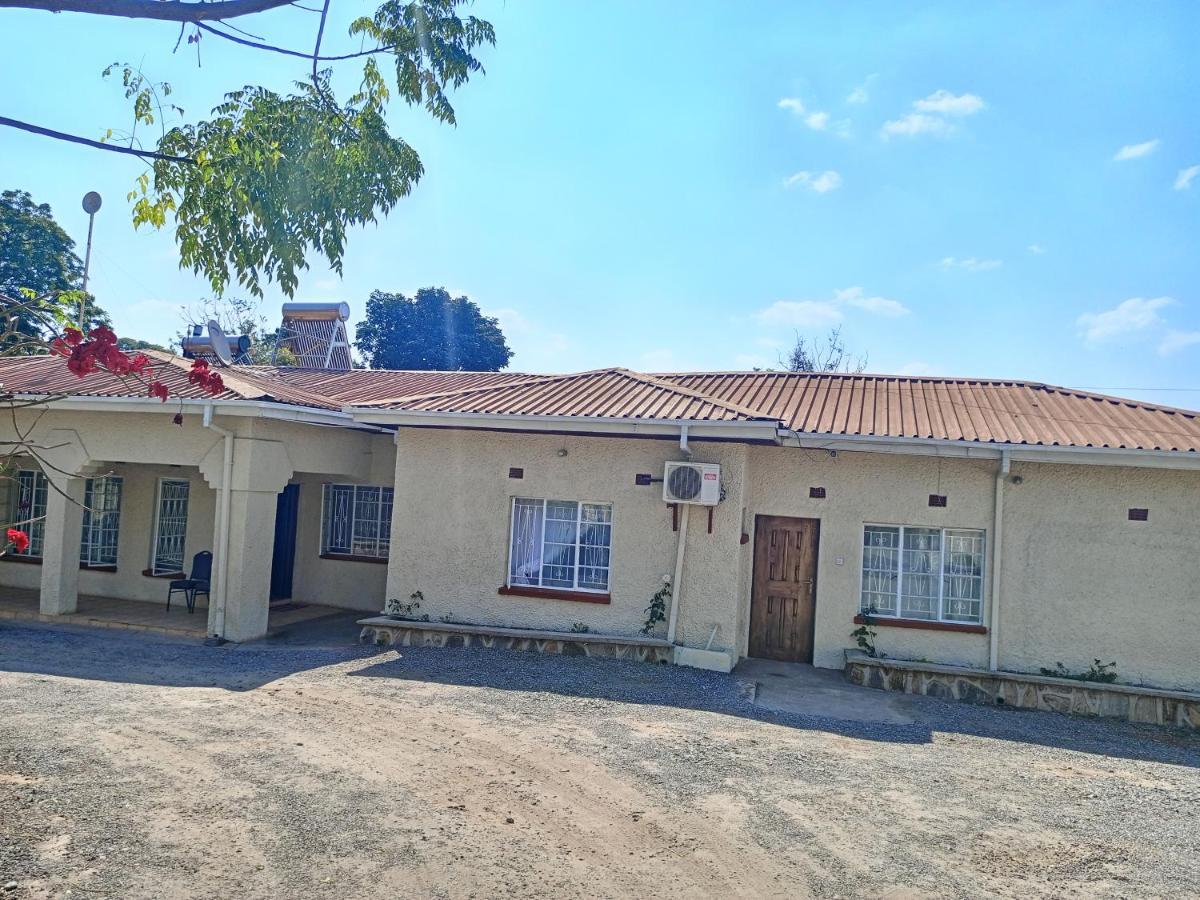 לילונגווה Matt Bed And Breakfast מראה חיצוני תמונה