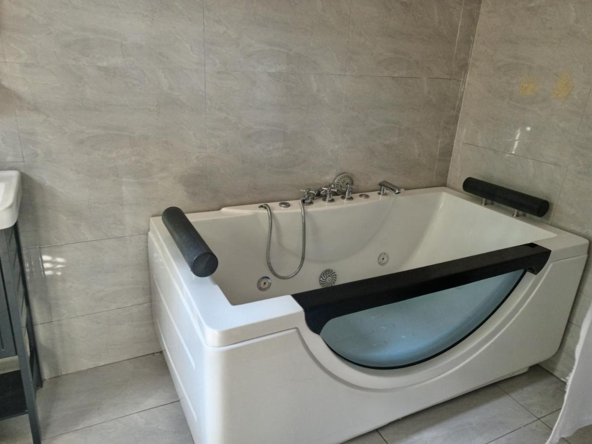 לילונגווה Matt Bed And Breakfast מראה חיצוני תמונה